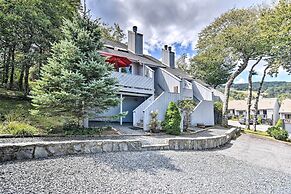 Beech Mountain Ski Condo w/ Private Balcony!