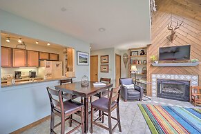 Beech Mountain Ski Condo w/ Private Balcony!