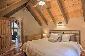 Black Hills Hideaway w/ Wraparound Deck & Hot Tub!
