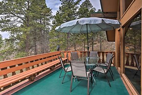 Black Hills Hideaway w/ Wraparound Deck & Hot Tub!