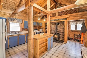 Black Bear Lodge: A Rural White Mtns Retreat