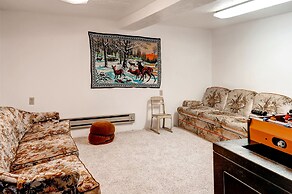 Charming Tropic Home by a Farm: Near Bryce Canyon!