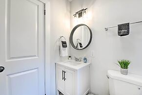 Chic Charlotte Retreat < 3 Miles to Downtown!