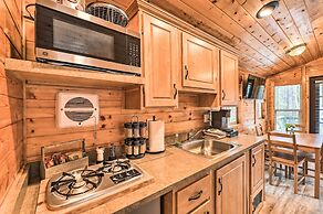 Beautiful New Bern Studio Cabin w/ Fire Pit!