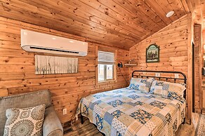 Beautiful New Bern Studio Cabin w/ Fire Pit!