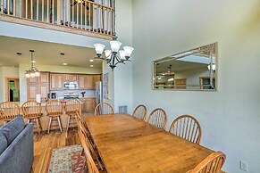 Getaway Chalet in Mars Hill w/ Hot Tub & Views!