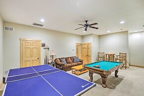 Getaway Chalet in Mars Hill w/ Hot Tub & Views!