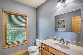 Getaway Chalet in Mars Hill w/ Hot Tub & Views!