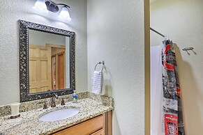 Getaway Chalet in Mars Hill w/ Hot Tub & Views!