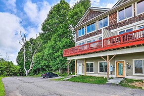 Getaway Chalet in Mars Hill w/ Hot Tub & Views!