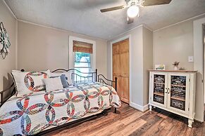 Charming Waynesville Cottage < 2 Mi to Main St