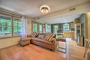 Charming Maggie Valley Getaway w/ Fire Pit!