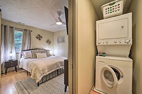 Charming Maggie Valley Getaway w/ Fire Pit!