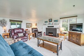 Cliffside Lighthouse Beach Home w/ Ocean View