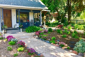 Cozy & Vintage Cedar City Apartment w/ Fire Pit!