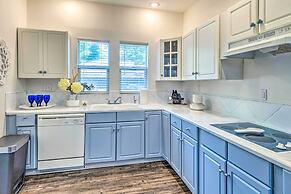 Cozy + Modern Indy House ~ 5 Mi to Downtown!