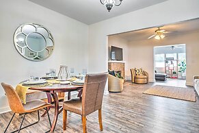 Cozy + Modern Indy House ~ 5 Mi to Downtown!