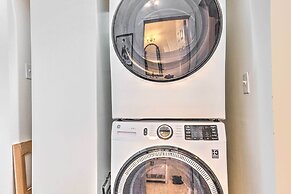 Cozy + Modern Indy House ~ 5 Mi to Downtown!