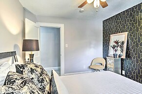 Cozy + Modern Indy House ~ 5 Mi to Downtown!