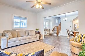 Cozy + Modern Indy House ~ 5 Mi to Downtown!