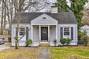 Chic & Cozy Greensboro Home, 2 Mi to Dtwn!