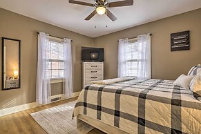 Chic & Cozy Greensboro Home, 2 Mi to Dtwn!