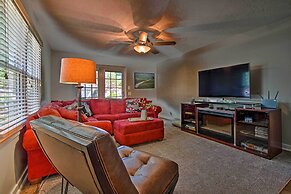 Cute Emporia House - Mins to Downtown & Esu!