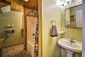 Robbinsville Cabin w/ Deck: 3 Mi to Fontana Lake!