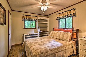 Robbinsville Cabin w/ Deck: 3 Mi to Fontana Lake!