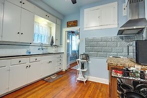 Charming Canyon Lake Cottage w/ Pool & BBQ Pit!