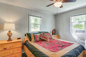 Pet-friendly Somerset Cottage Near Boat Ramps!