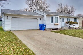 Cozy Sioux Falls Home - 7 Mi to Downtown!