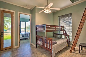 Charming Gainesville Retreat: Barn, Horses Welcome