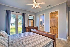 Charming Gainesville Retreat: Barn, Horses Welcome