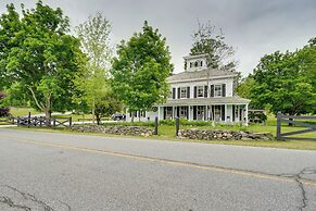 Gorgeous Victorian-style House w/ Hilltop Pool!