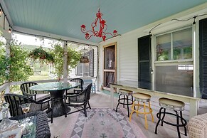 Gorgeous Victorian-style House w/ Hilltop Pool!