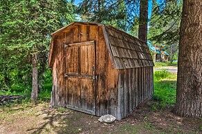 Cute Donnelly Cabin in the Woods w/ Fire Pit!