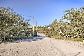 Gulf Shores Rental w/ Large Porch - Walk to Beach