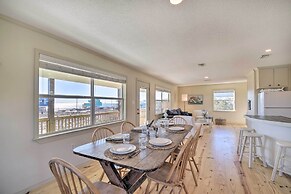 Gulf Shores Rental w/ Large Porch - Walk to Beach