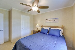 Family Home + Fire Pit & Deck, 11 Miles to Beach!