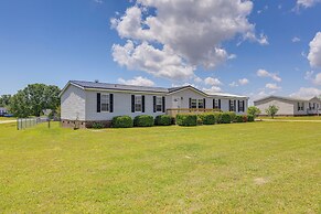 Family Home + Fire Pit & Deck, 11 Miles to Beach!