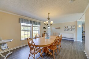 Family Home + Fire Pit & Deck, 11 Miles to Beach!