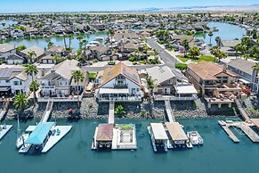 Private Dock: Discovery Bay Vacation Rental!