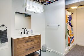 Cozy Wisconsin Abode: Walk to Lake Michigan!