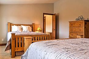 Fraser Townhome w/ Mtn Views - 6 Mi to Winter Park