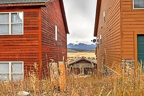 Fraser Townhome w/ Mtn Views - 6 Mi to Winter Park