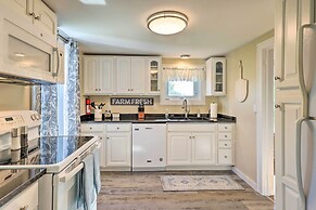 Finger Lakes Farm Retreat: Walk to Wineries!