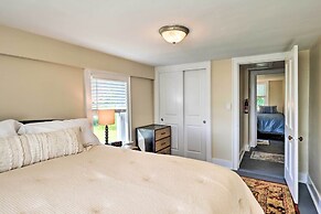 Finger Lakes Farm Retreat: Walk to Wineries!