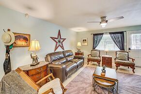 Walk to Bathhouse Row: Dog-friendly Home!