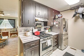 Walk to Bathhouse Row: Dog-friendly Home!